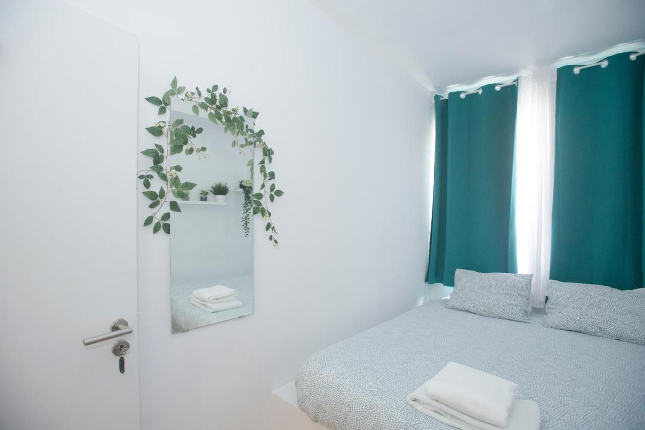 Porto Automatic Hostel Стая снимка